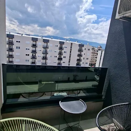 Xenia-istocno Sarajevo * Lukavica